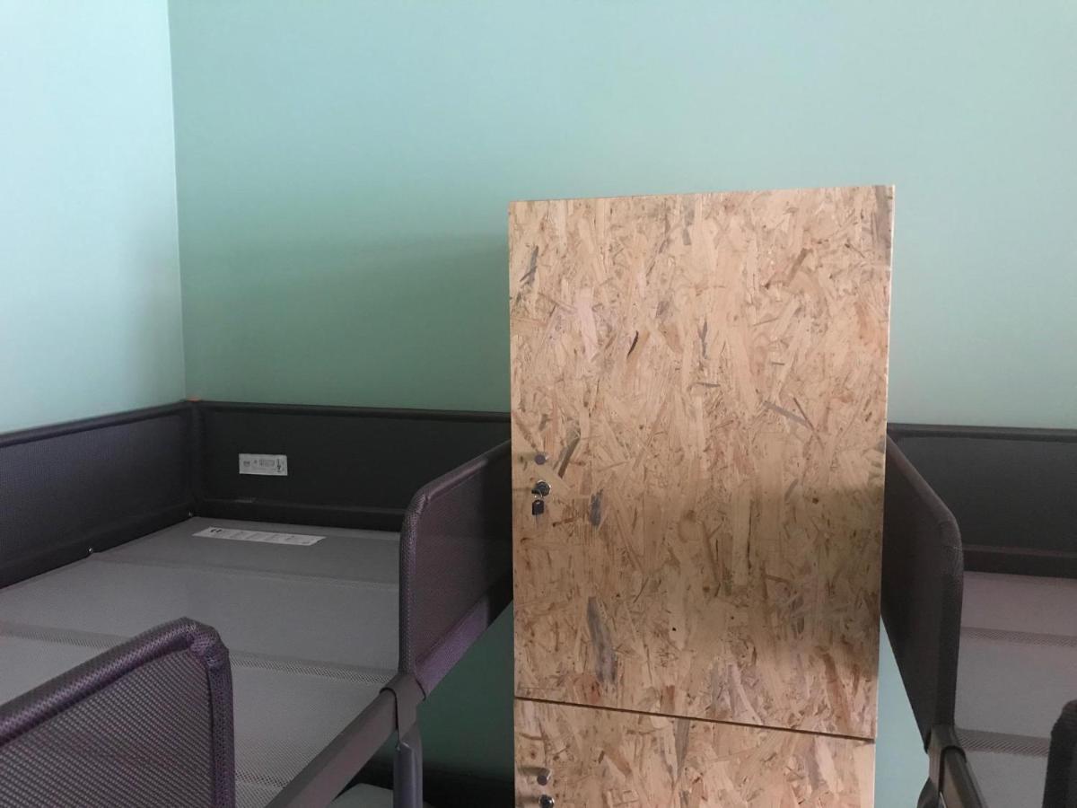 Albergue Wood Steel & Glass
