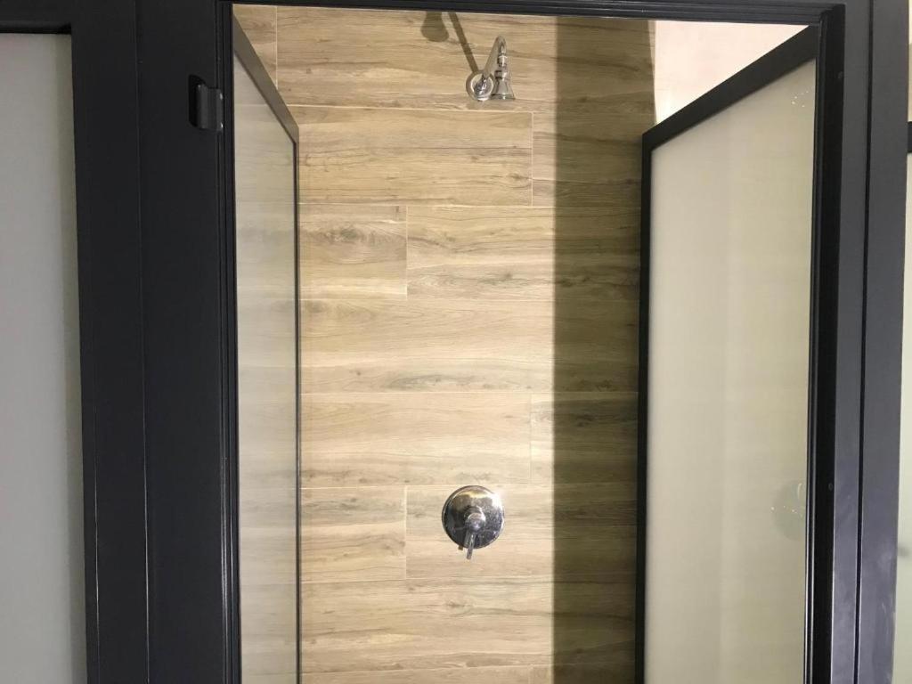 Wood Steel & Glass Albergue